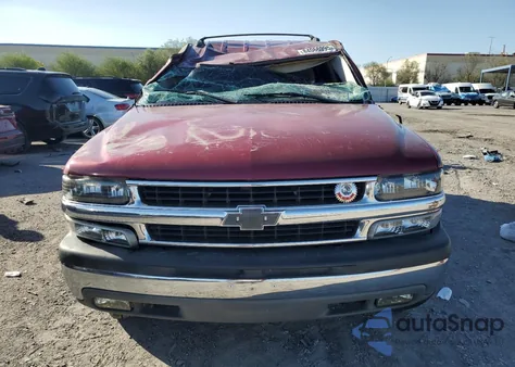 2004 Chevrolet Tahoe C1500 z USA, uszkodzony, nr VIN 1GNEC13Z44R113570